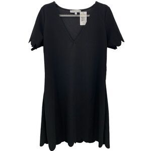 The Vanity Room NWT Black Womens USA Size Medium‎ M Scalloped Shift Dress